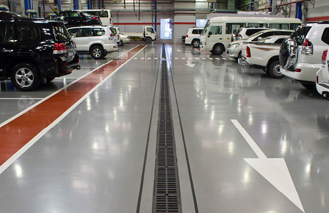 Colourful Floor Finish for Hi-Tech Automotive Service Centre in Dubai 02